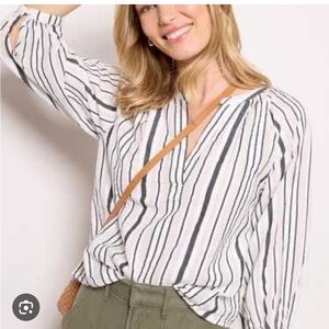 Evereve white grey stripe tunic top size XS